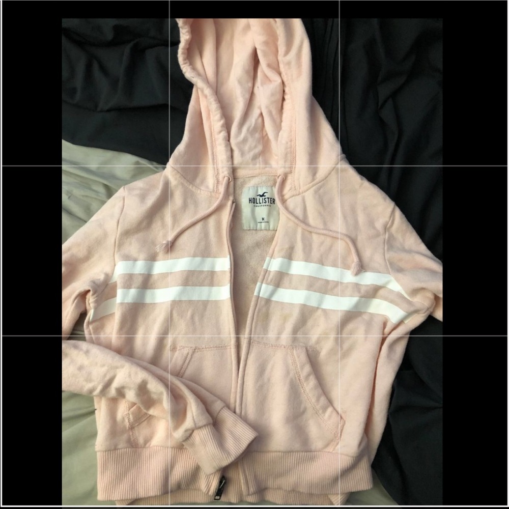 Hollister pink cropped hoodie